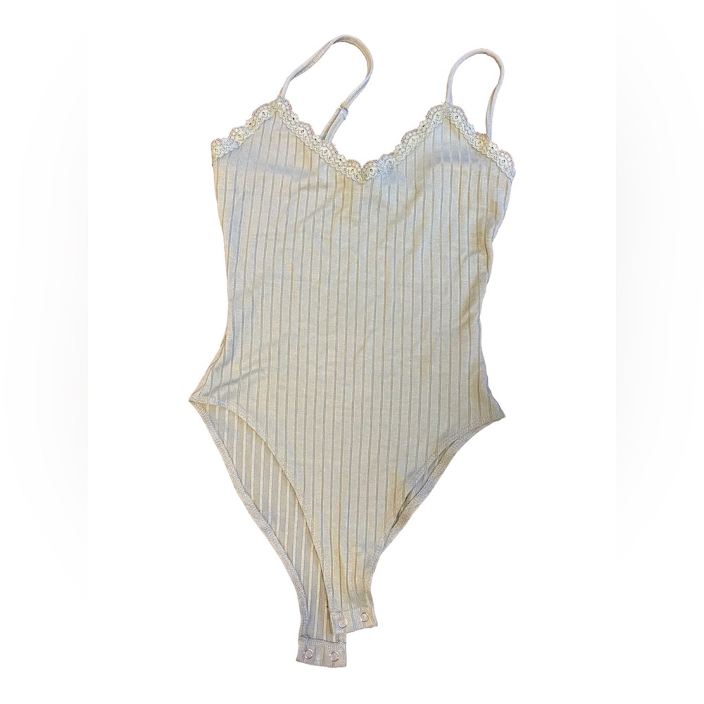 Women’s Forever 21 Sage Ribbed Lace Trim Cami Bodysuit, Size S